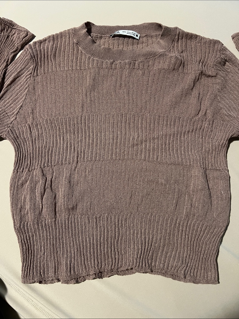 Zara Short-Sleeve Ribbed Crew Sweater in Mauve Taupe